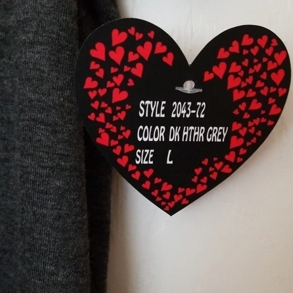 BNWT DK Heather Grey Tshirt - Picture 3 of 6